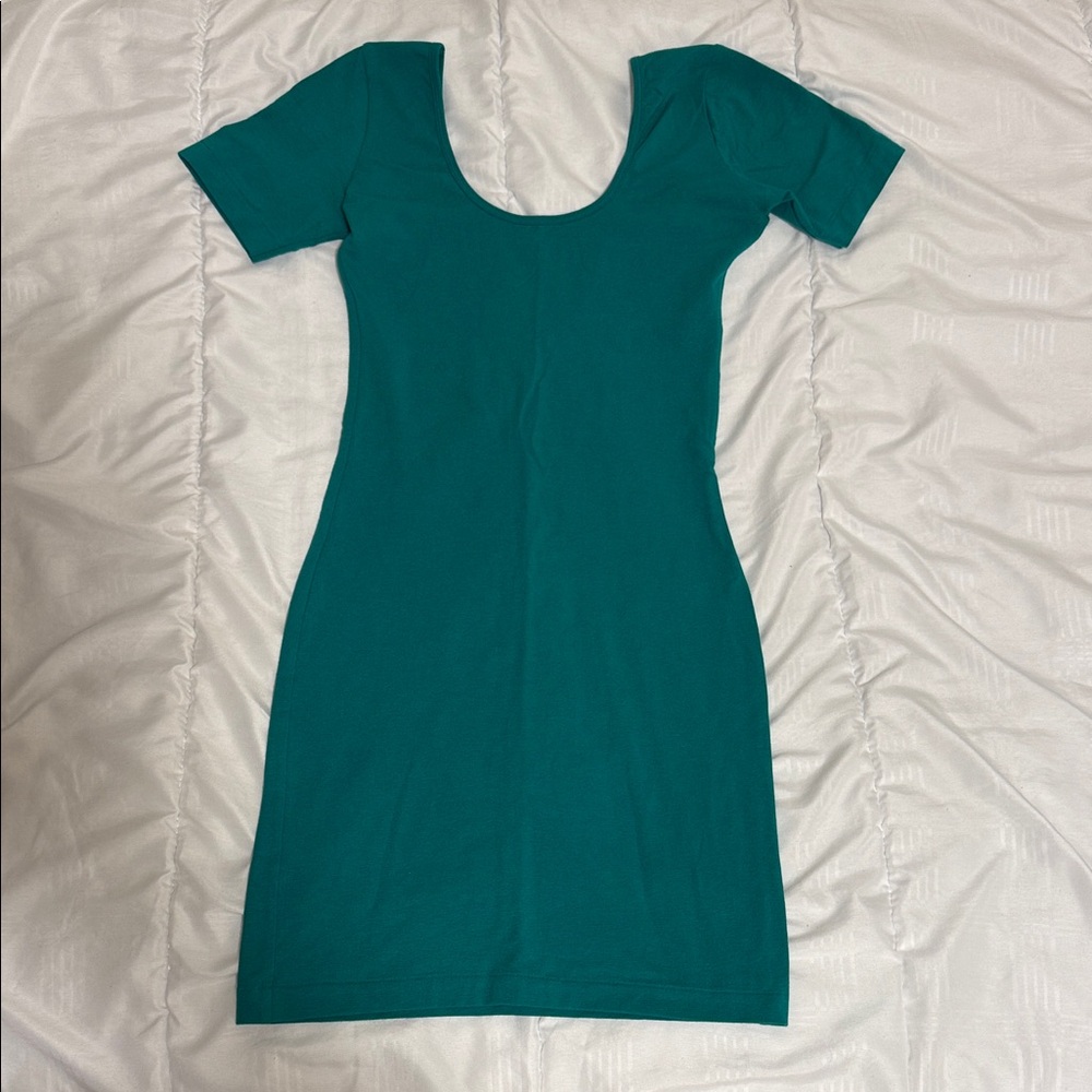 Green Bodycon Mini Dress - Picture 4 of 8